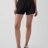 GapFit Tech hardloopkorte broek met hoge taille