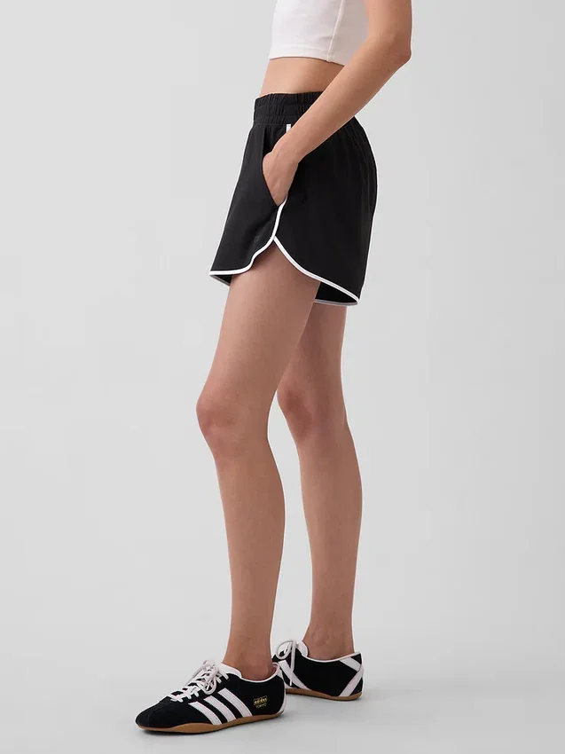 GapFit Tech hardloopkorte broek met hoge taille