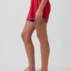GapFit Tech hardloopkorte broek met hoge taille