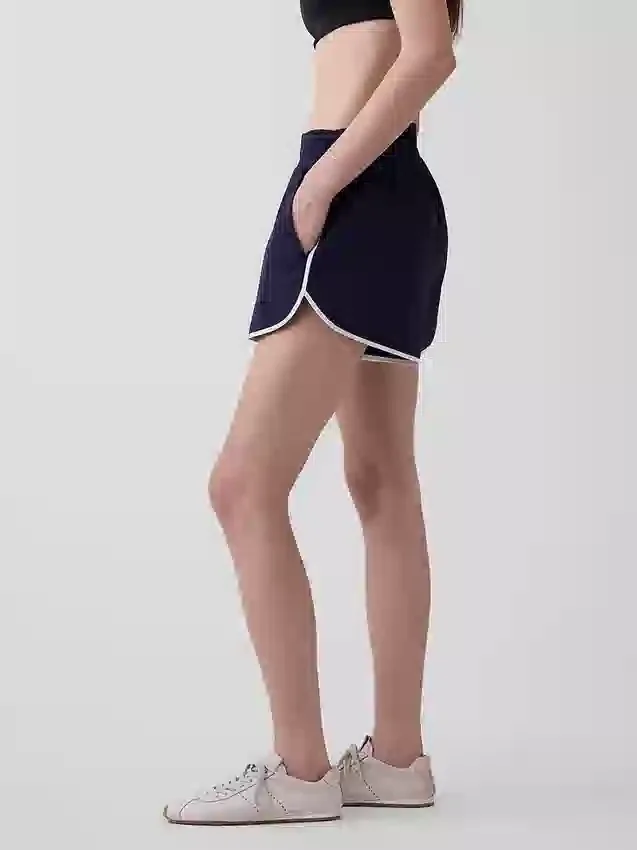 GapFit Tech hardloopkorte broek met hoge taille