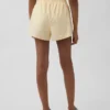 GapFit Tech hardloopkorte broek met hoge taille