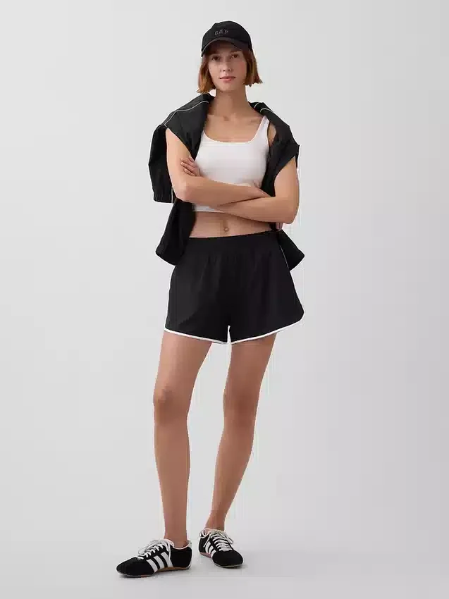 GapFit Tech hardloopkorte broek met hoge taille