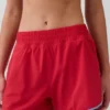 GapFit Tech hardloopkorte broek met hoge taille
