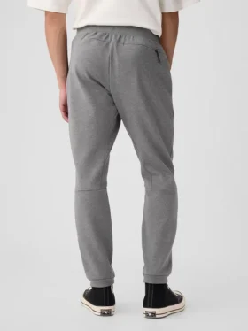 GapFit Tech slanke joggingbroek