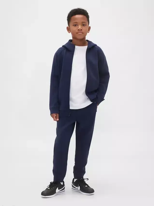 GapFit Tech sneldrogende hoodie met rits voor kinderen