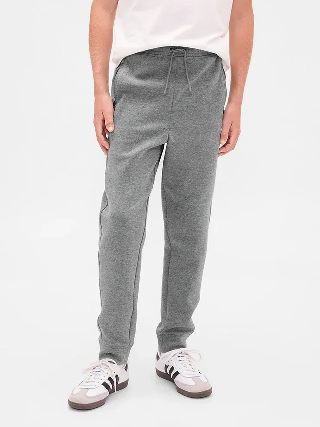 GapFit Tech sneldrogende joggingbroek voor kinderen