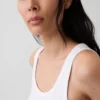 Geribde tanktop met ronde hals