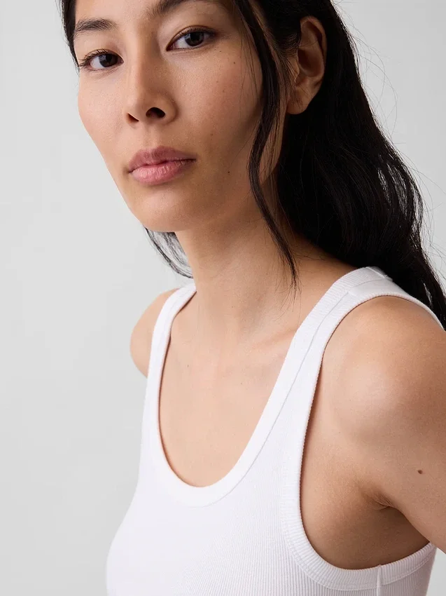 Geribde tanktop met ronde hals