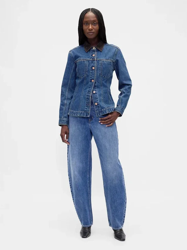 Getailleerd lang denimjasje