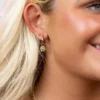 Hanger met pootafdrukken voor Huggie-oorbellen