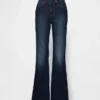 High-rise '70s flare-Jeans
