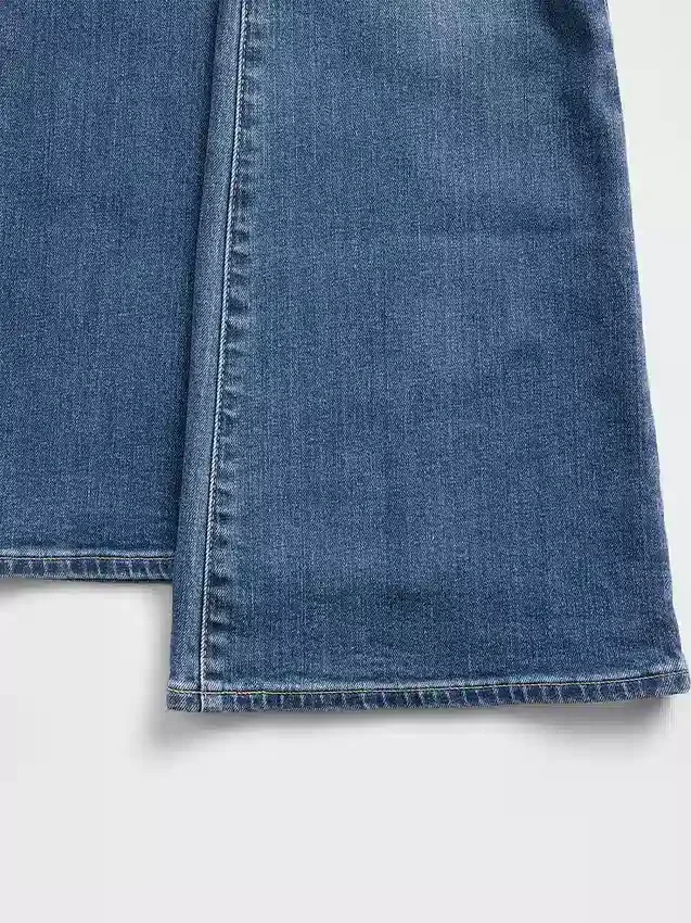 High-rise '70s flare-Jeans