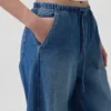 High Rise Easy Barrel-Jeans