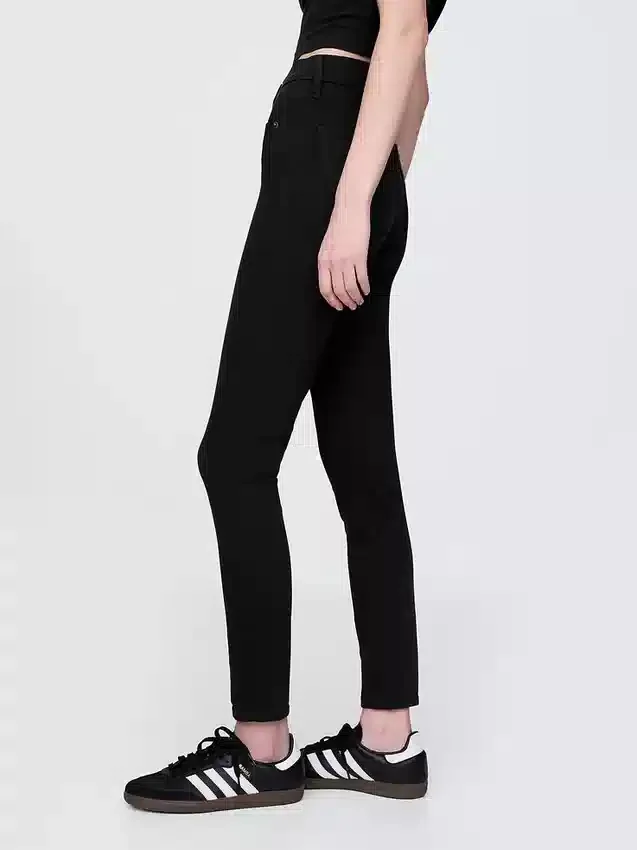 High Rise True Skinny-Jeans
