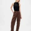 High Rise Ultrasoft Crossover Barrel-Jeans