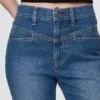 High Rise Western '90s Slim Straight-Jeans