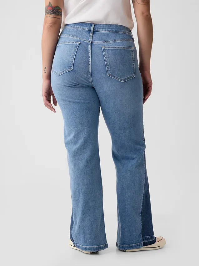 Hoge taille, gepatchte flare-Jeans in jaren ’70-stijl