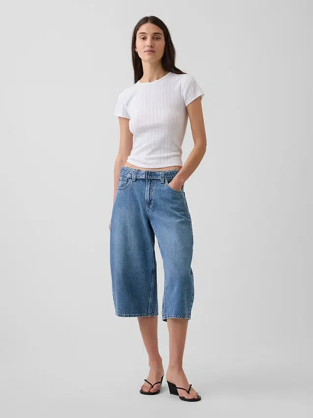 Hoge taille met riemen: Barrel-culottejeans