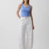 Hoge taille, ultrazachte Jeans met riemen in hoefijzervorm
