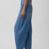 Hoge taille, ultrazachte Jeans met riemen in hoefijzervorm