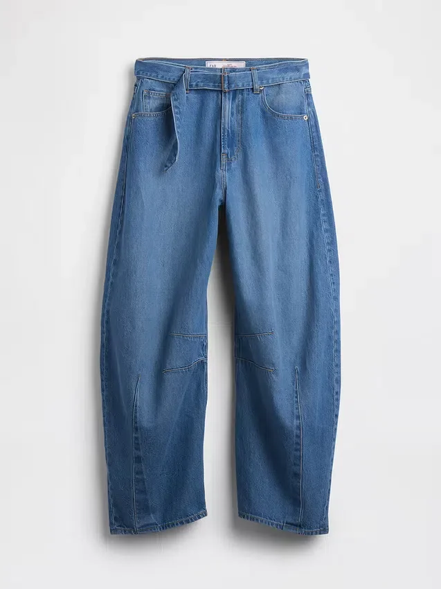 Hoge taille, ultrazachte Jeans met riemen in hoefijzervorm