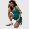 Ingrid en Isabel: de korte sportieve zwangerschapskleding-jumpsuit voor zwangere vrouwen
