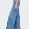Jeans met extra hoge taille en wijde pijpen