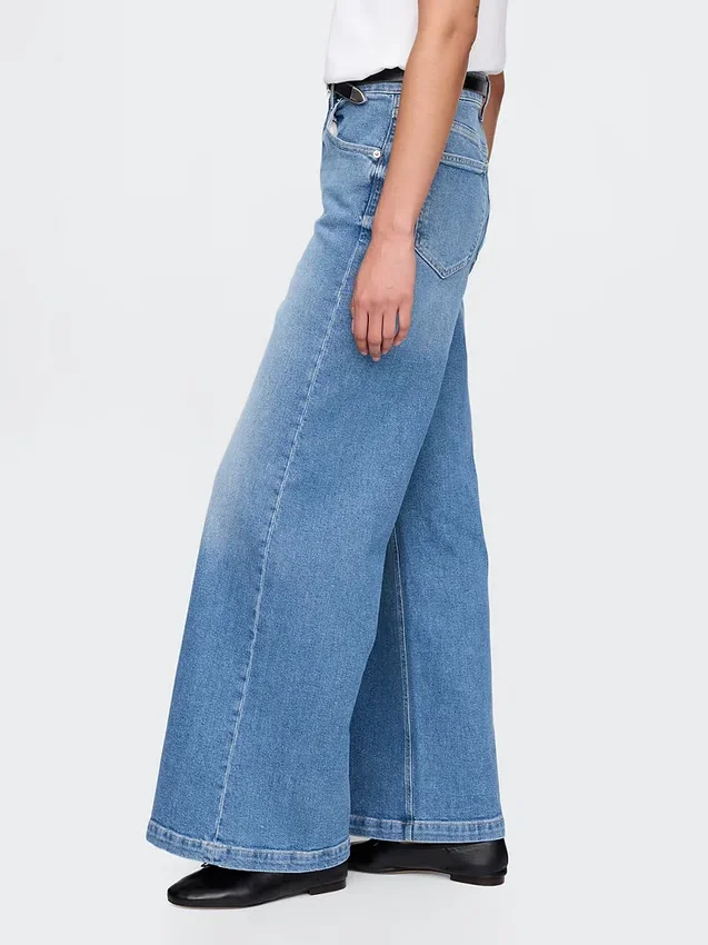 Jeans met extra hoge taille en wijde pijpen