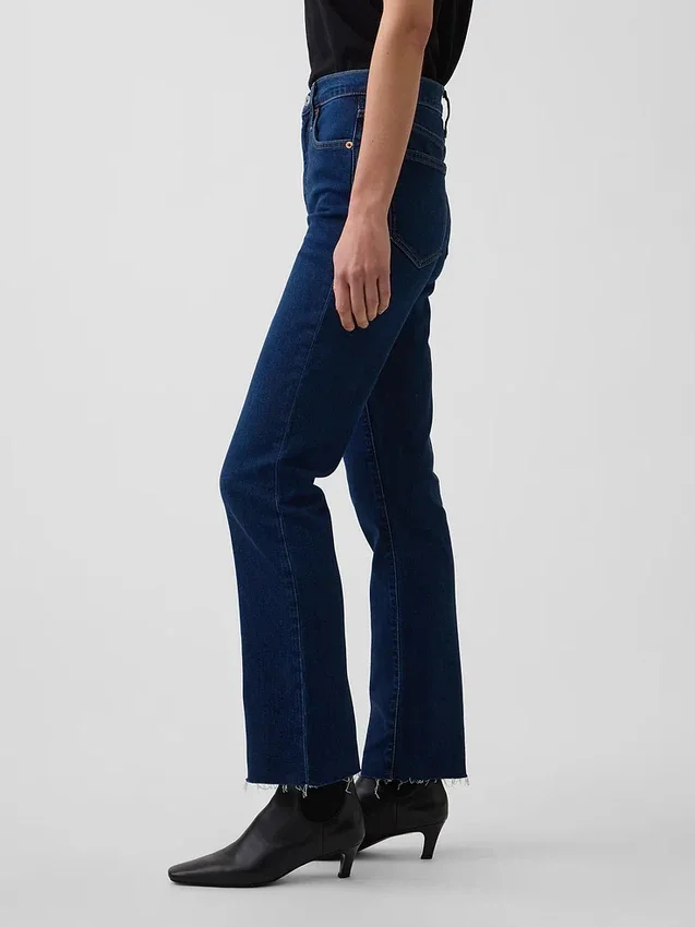 Jeans met hoge taille en uitlopende pijpen