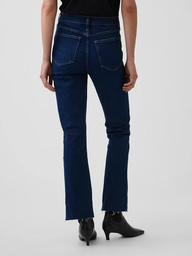 Jeans met hoge taille en uitlopende pijpen