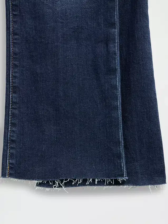 Jeans met hoge taille en uitlopende pijpen