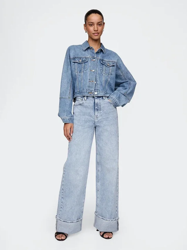Jeans met hoge taille, omgeslagen pijpen en wijde pijpen