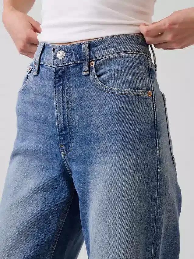 Jeans met hoge taille, wijde pijpen en enkellengte