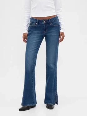 Jeans met lage taille, lang en slank model, met naad en gespleten zoom