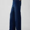 Jeans met middelhoge taille en relaxte flare