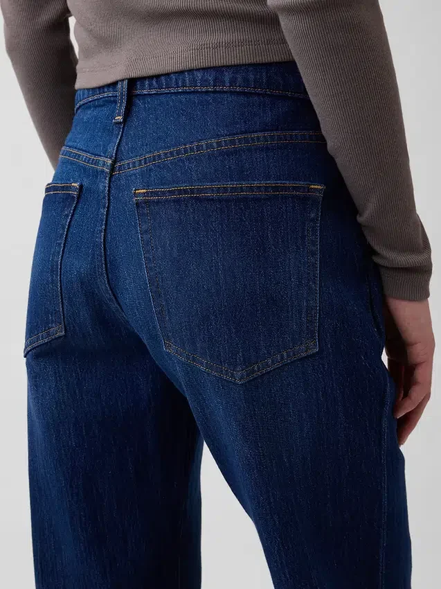 Jeans met middelhoge taille en relaxte flare