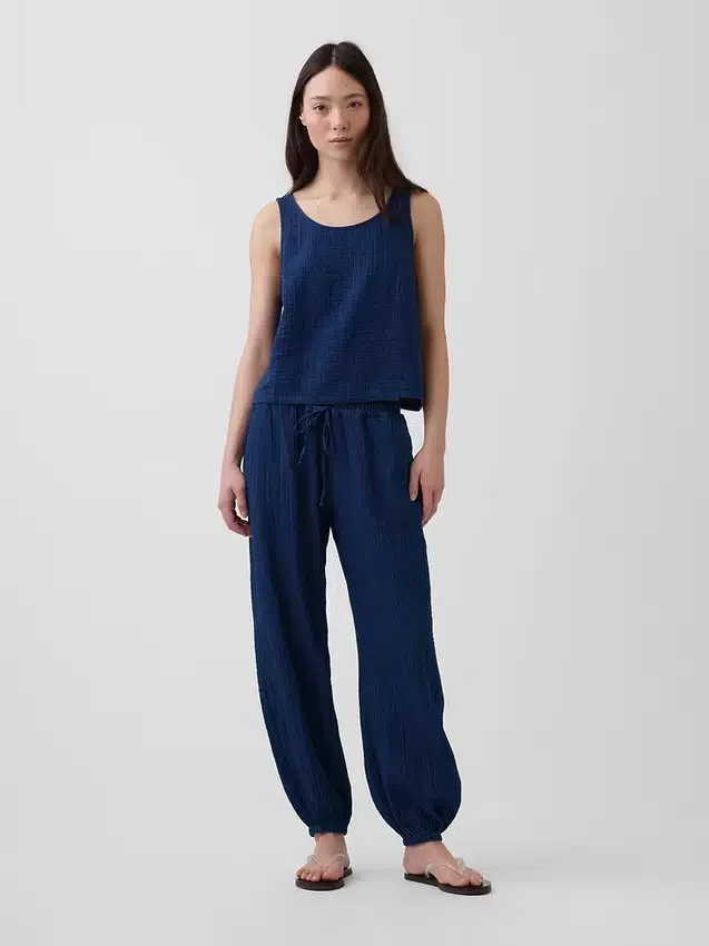 Joggingbroek van katoenen gaasdenim met wijd uitlopende pijpen