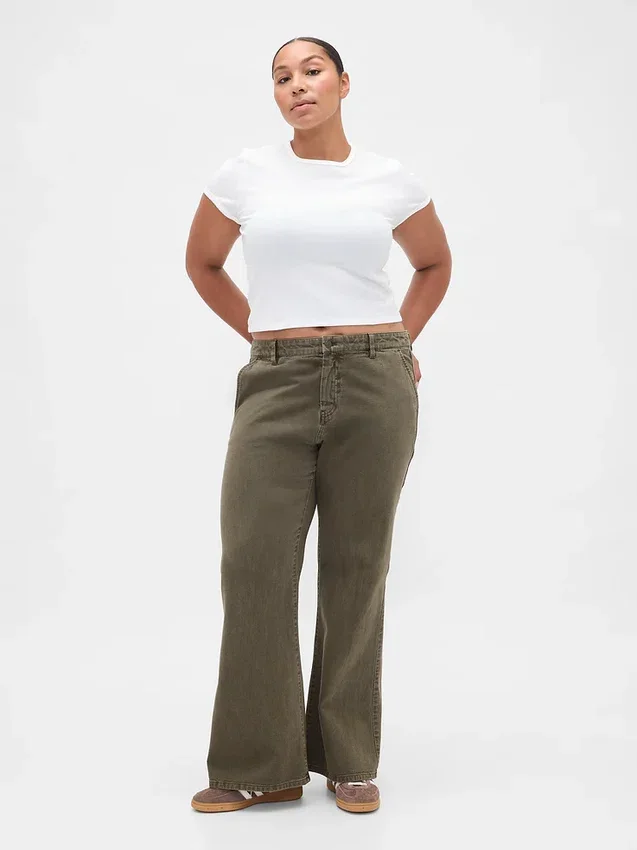 Kaki broek met lage taille en relaxte flare