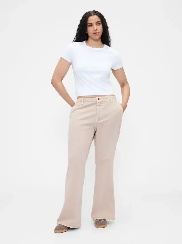 Kaki broek met lage taille en relaxte flare