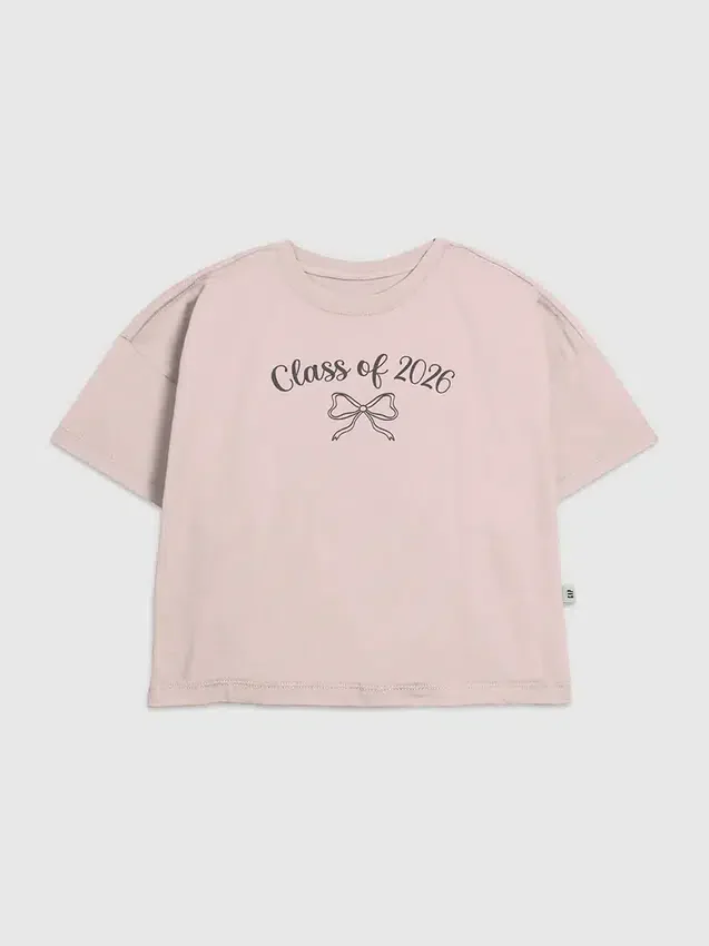 Kinder-T-shirt met strik-afbeelding ‘Class of 2026’
