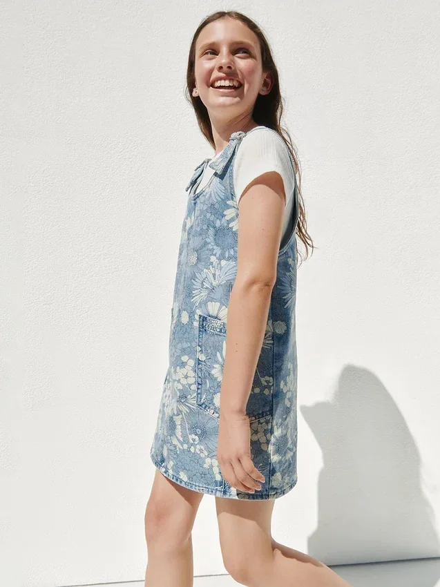 Kinderdenimrok met bloemenprint
