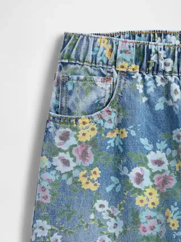 Kinderen: Baggy-Jeans met bloemenprint