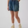Kinderen: denim korte broeken met hoge taille en dolfin-pasvorm