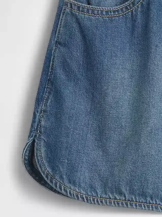 Kinderen: denim korte broeken met hoge taille en dolfin-pasvorm