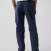 Kinderen: moderne, relaxte rechte kaki broek