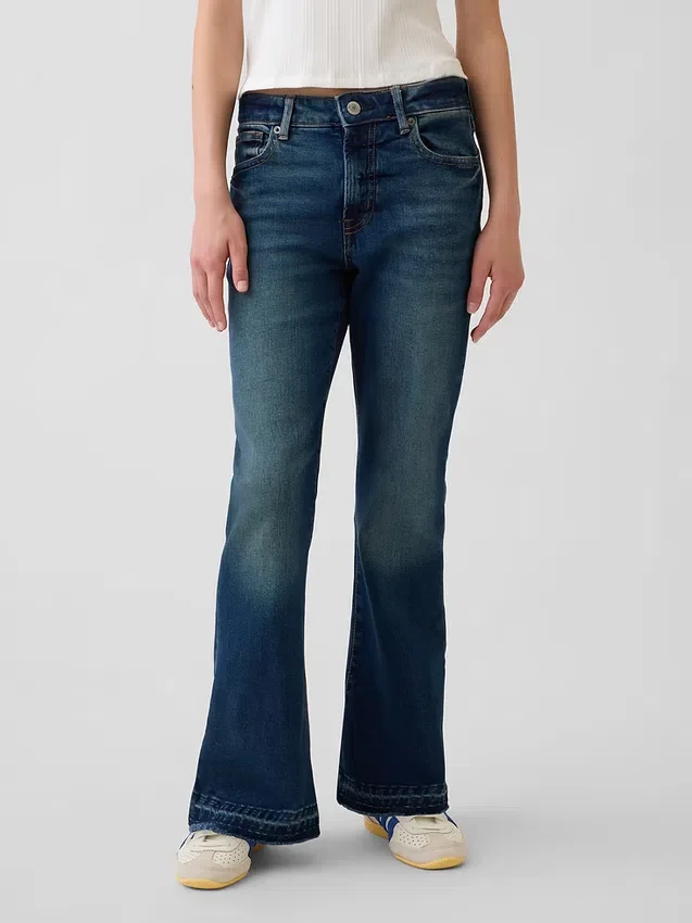 Kinderjeans met hoge taille en wijde pijpen in jaren '70-stijl