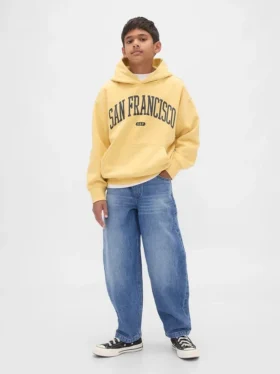 Kinderjeans met losse pasvorm en taps toelopende pijpen
