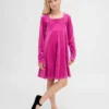 Kinderjurk van fluweel met empire-taille