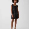 Kinderjurk van jersey met vierkante hals