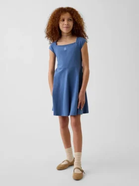 Kinderjurk van jersey met vierkante hals